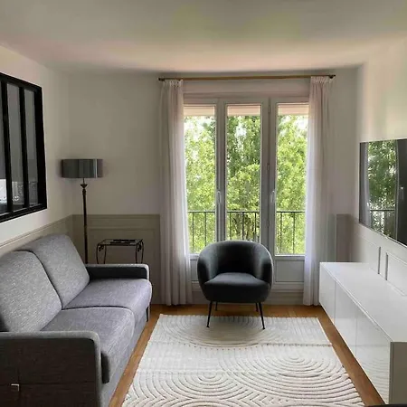 Le Daumesnil + Balcon 2br 4/6peoples Apartament *