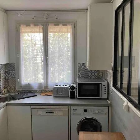 Le Daumesnil + Balcon 2br 4/6peoples Apartmán